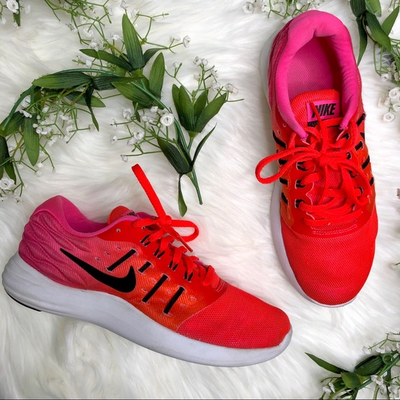 nike lunarstelos pink